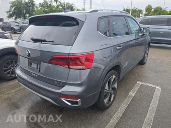2023 Volkswagen Taos SE - miniatura 3