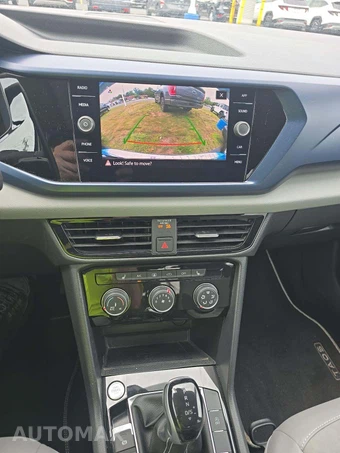 2023 Volkswagen Taos SE - miniatura 7