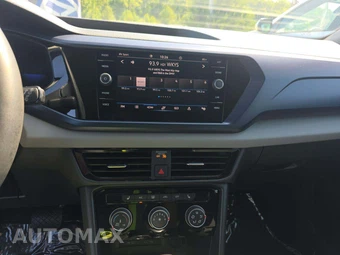2023 Volkswagen Taos SE - miniatura 10
