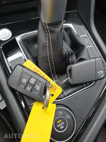 2023 Volkswagen Taos SEL - miniatura 5