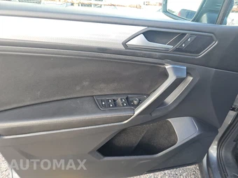 2023 Volkswagen Tiguan S – miniatura 9
