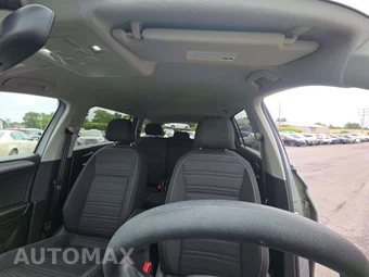 2023 Volkswagen Tiguan S – miniatura 8
