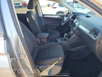 2023 Volkswagen Tiguan S – miniatura 8