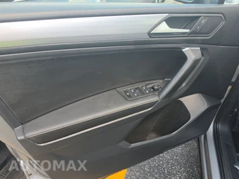 2023 Volkswagen Tiguan S - miniatura 9