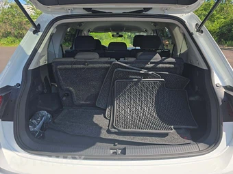 2023 Volkswagen Tiguan S – miniatura 12
