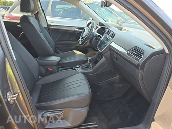 2023 Volkswagen Tiguan SE – miniatura 8