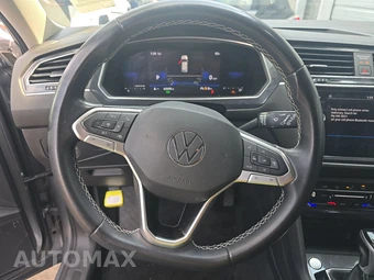 2023 Volkswagen Tiguan SE – miniatura 10