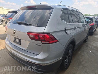 2023 Volkswagen Tiguan SE – miniatura 4
