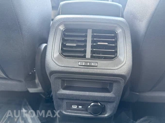 2023 Volkswagen Tiguan SE - miniatura 23