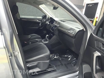 2023 Volkswagen Tiguan SE – miniatura 8