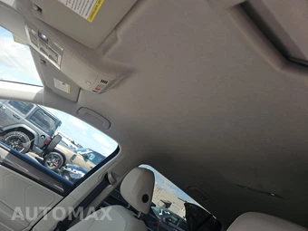2023 Volkswagen Tiguan SE - miniatura 18