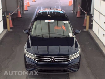 2023 Volkswagen Tiguan SE - miniatura 2