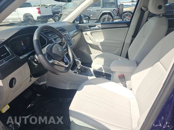 2023 Volkswagen Tiguan SE - miniatura 7