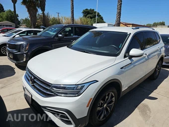 2023 Volkswagen Tiguan SE