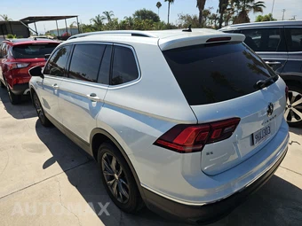 2023 Volkswagen Tiguan SE - miniatura 6