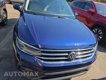 2023 Volkswagen Tiguan SE - miniatura 2