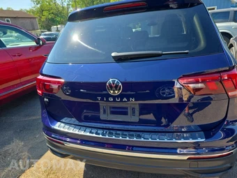 2023 Volkswagen Tiguan SE - miniatura 5