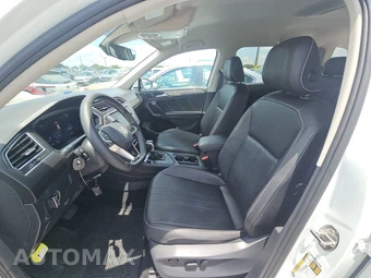 2023 Volkswagen Tiguan SE - miniatura 7