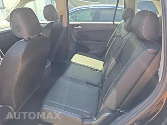 2023 Volkswagen Tiguan SE – miniatura 10
