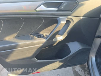 2023 Volkswagen Tiguan SE – miniatura 9