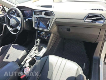 2023 Volkswagen Tiguan SE - miniatura 19