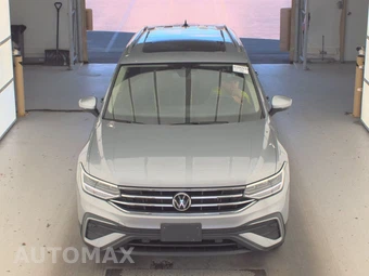 2023 Volkswagen Tiguan SE - miniatura 2