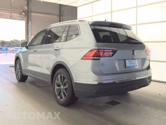 2023 Volkswagen Tiguan SE - miniatura 6