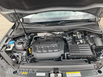 2023 Volkswagen Tiguan SE - miniatura 20