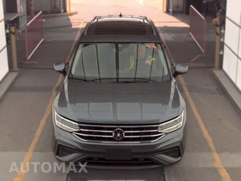 2023 Volkswagen Tiguan SE - miniatura 2