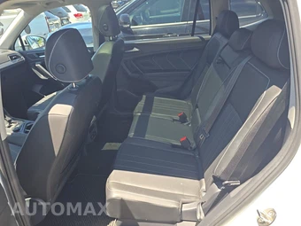 2023 Volkswagen Tiguan SE - miniatura 13