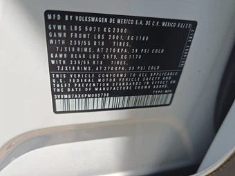 2023 Volkswagen Tiguan SE - miniatura 14