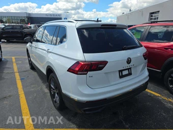 2023 Volkswagen Tiguan SE – miniatura 2