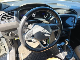 2023 Volkswagen Tiguan SE – miniatura 10