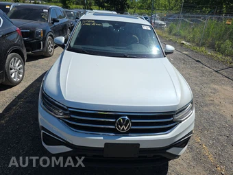 2023 Volkswagen Tiguan SE – miniatura 2