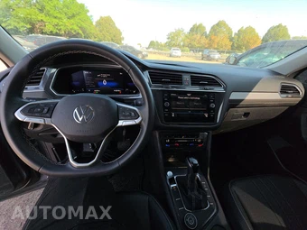 2023 Volkswagen Tiguan SE – miniatura 11