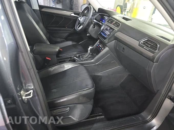 2023 Volkswagen Tiguan SE – miniatura 8