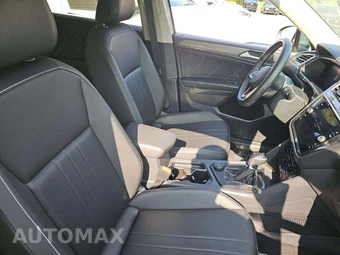 2023 Volkswagen Tiguan SE – miniatura 18