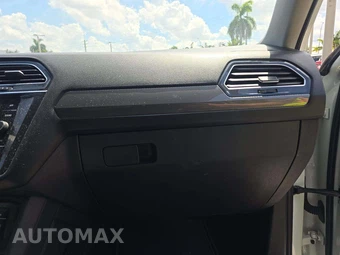 2023 Volkswagen Tiguan SE - miniatura 20