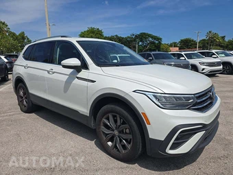 2023 Volkswagen Tiguan SE - miniatura 4