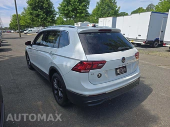 2023 Volkswagen Tiguan SE – miniatura 2