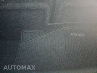 2023 Volkswagen Tiguan SE - miniatura 16