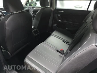 2023 Volkswagen Tiguan SE - miniatura 10