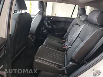 2023 Volkswagen Tiguan SE - miniatura 13