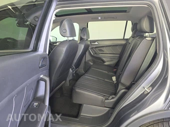 2023 Volkswagen Tiguan SE - miniatura 13