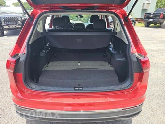 2023 Volkswagen Tiguan SE – miniatura 14