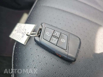 2023 Volkswagen Tiguan SE – miniatura 8