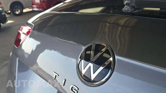 2023 Volkswagen Tiguan SE – miniatura 24