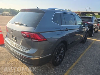 2023 Volkswagen Tiguan SE – miniatura 4
