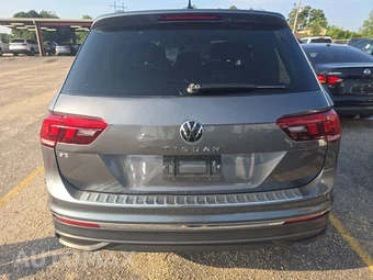 2023 Volkswagen Tiguan SE – miniatura 5