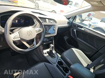 2023 Volkswagen Tiguan SE – miniatura 11